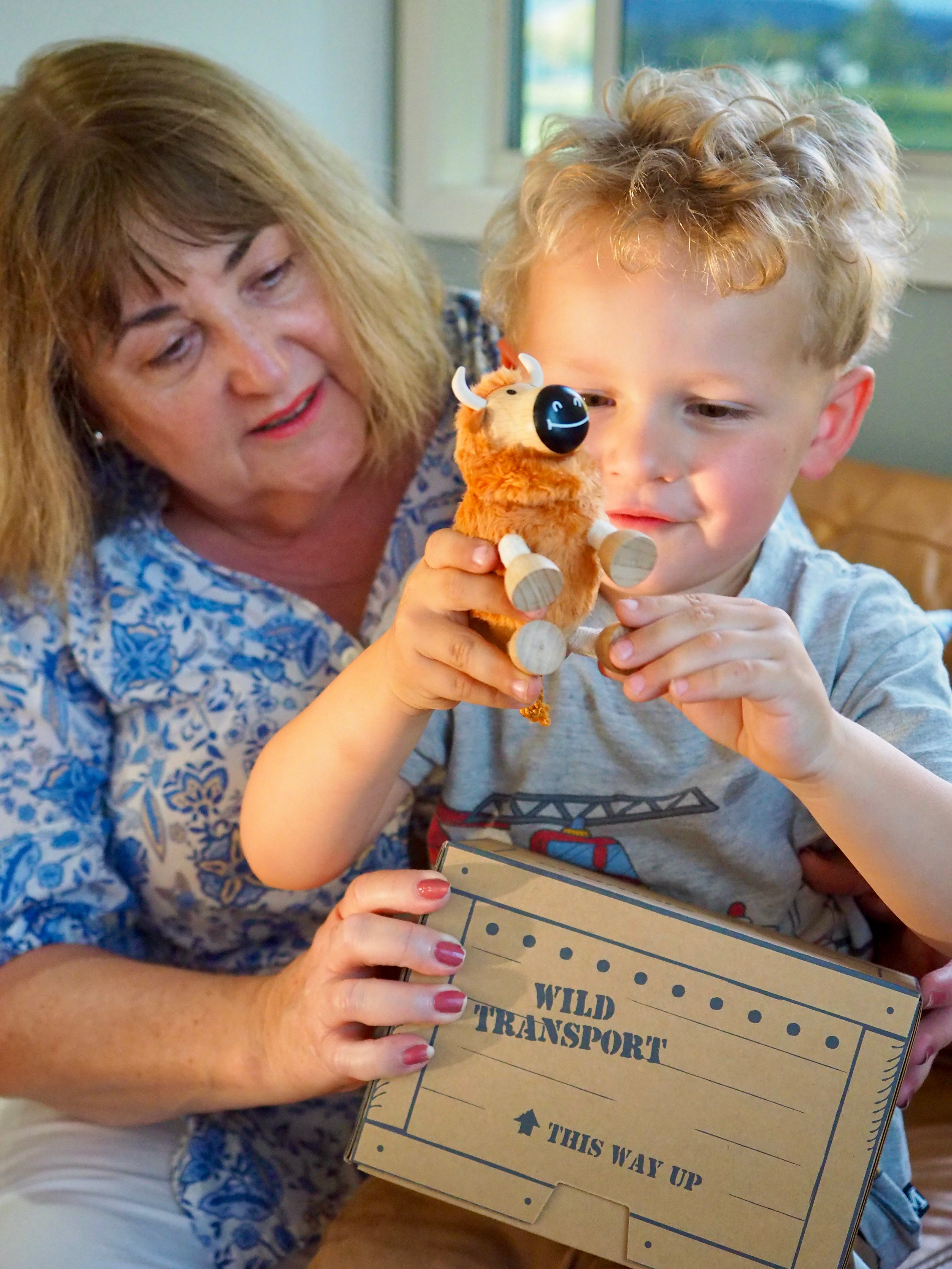 Why Do Buffalo Laugh in the Face of Lions? The Unstoppable Herd Animal of Africa